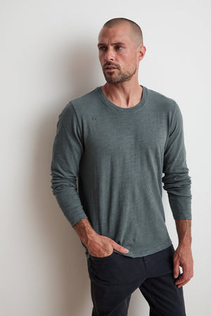 JACKSON DISTRESSED SLUB TEE - Velvet Staging 2.0