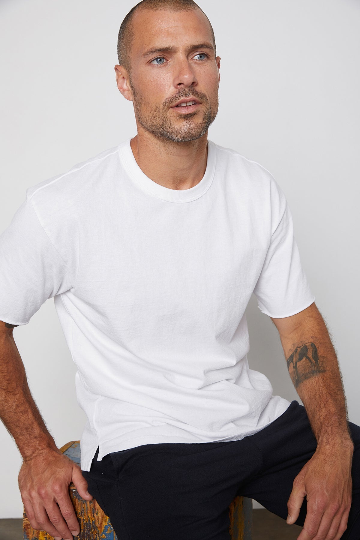 JEFF CREW NECK TEE - Velvet Staging 2.0-26916182786244