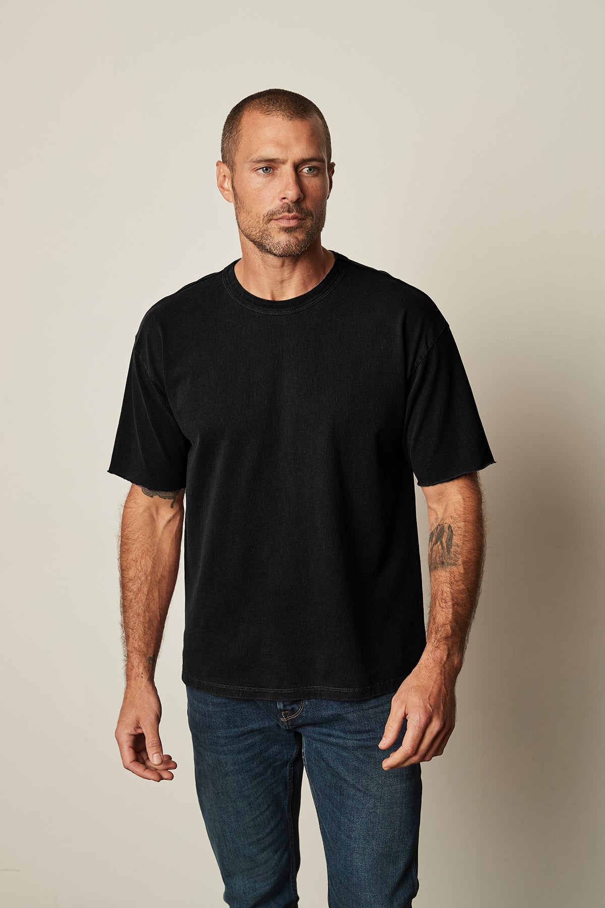 JEFF CREW NECK TEE - Velvet Staging 2.0