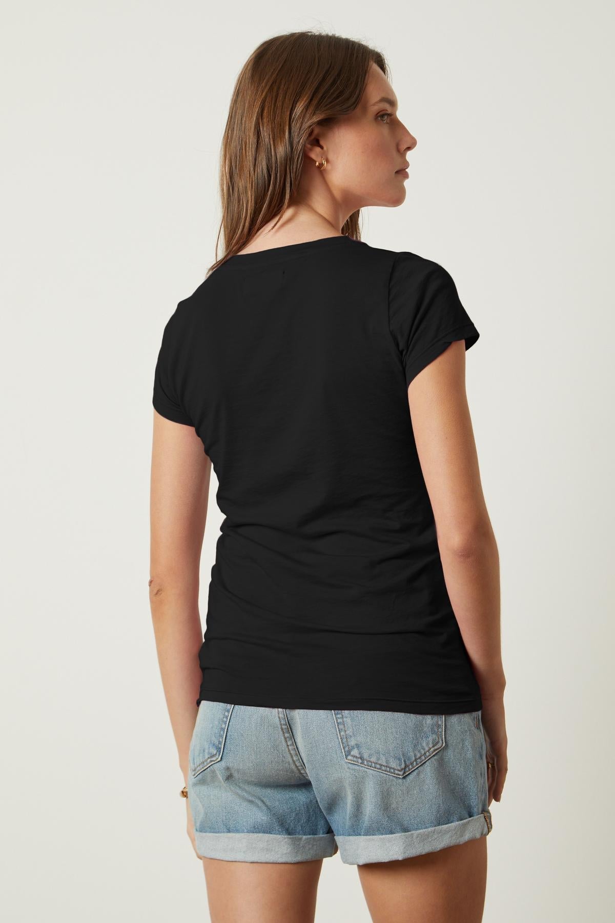   JEMMA GAUZY WHISPER FITTED CREW NECK TEE - Velvet Staging 2.0 