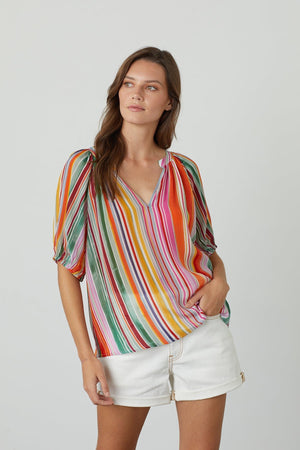 JESSICA V-NECK PRINTED TOP - Velvet Staging 2.0