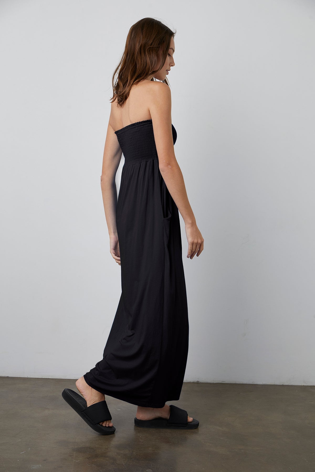 JOCELYN STRAPLESS DRESS - Velvet Staging 2.0