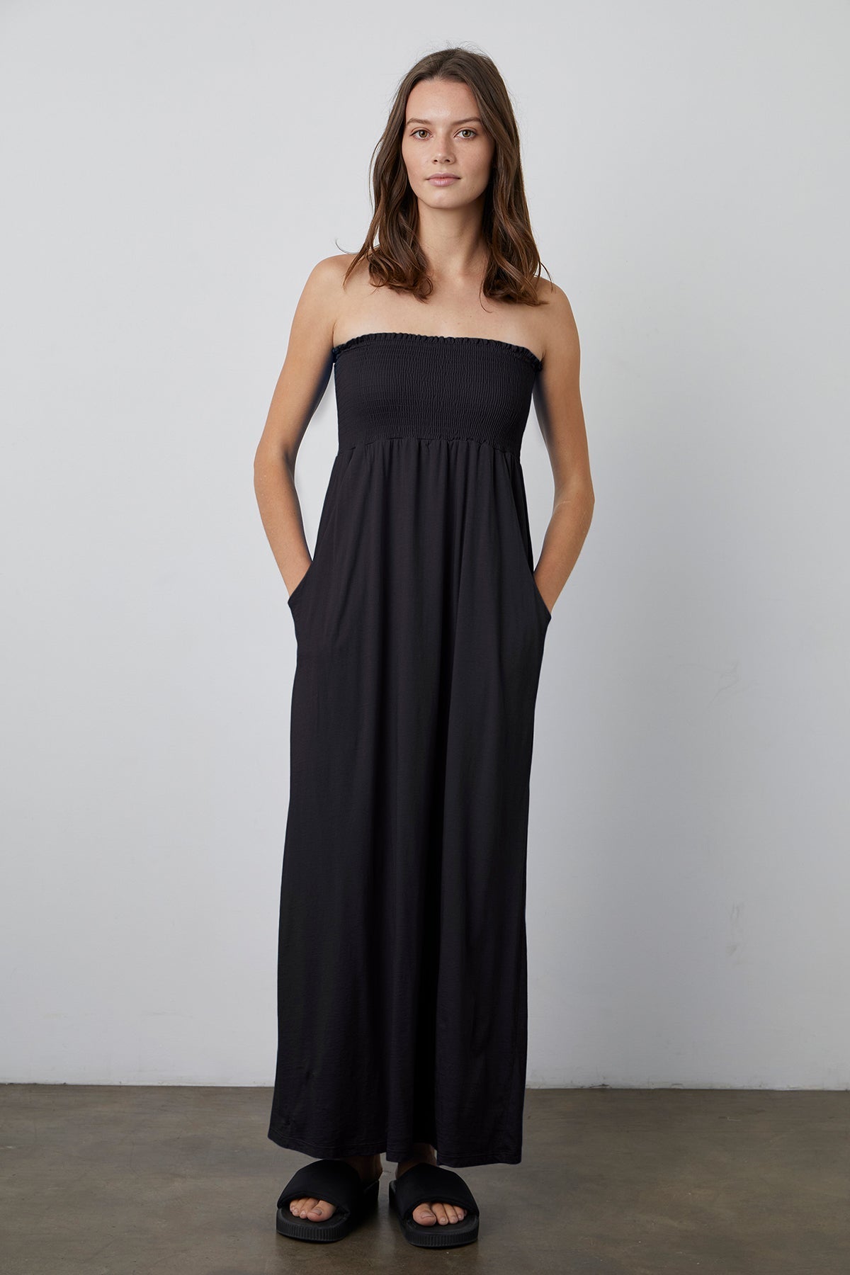 JOCELYN STRAPLESS DRESS - Velvet Staging 2.0