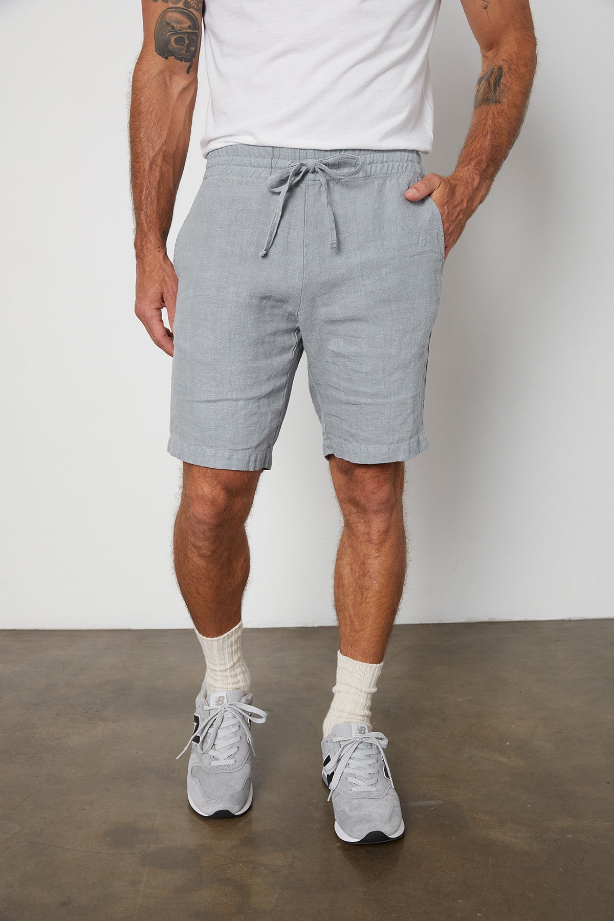 JONATHAN LINEN DRAWSTRING SHORT - Velvet Staging 2.0-26916191862980