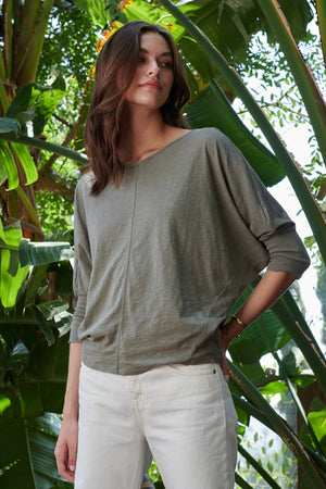 JOSS DOLMAN SLEEVE TEE - Velvet Staging 2.0