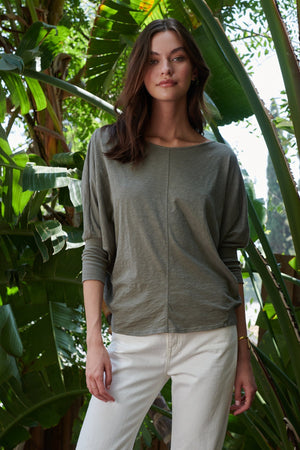JOSS DOLMAN SLEEVE TEE - Velvet Staging 2.0