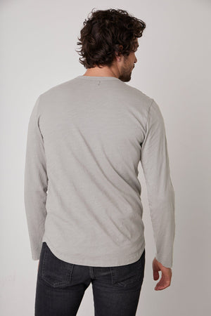 KAI CREW NECK TEE - Velvet Staging 2.0