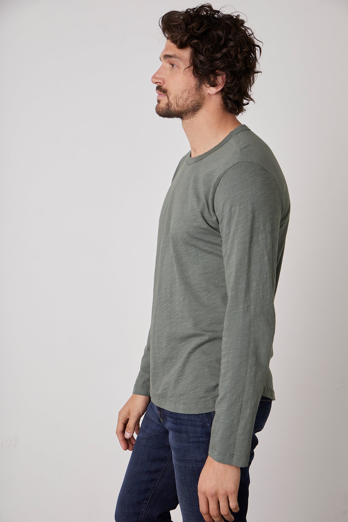 KAI CREW NECK TEE - Velvet Staging 2.0