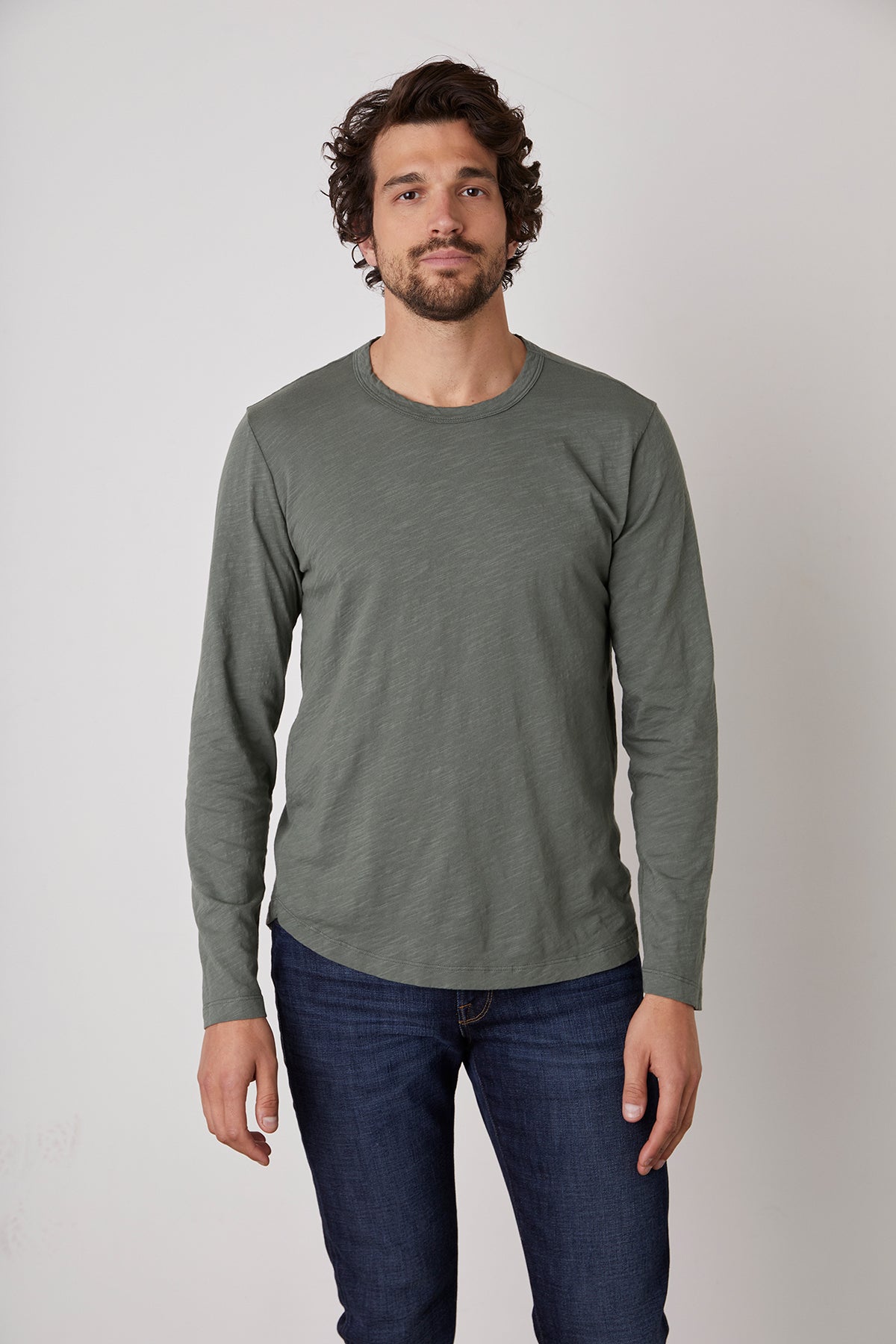 KAI CREW NECK TEE - Velvet Staging 2.0