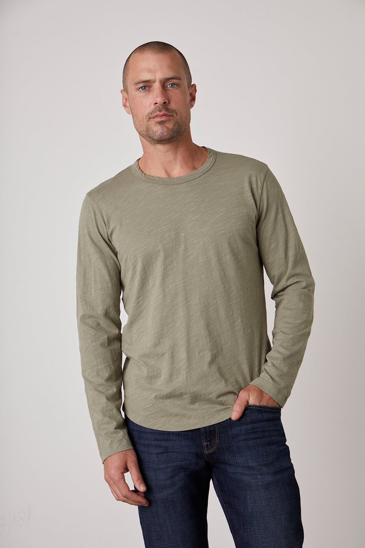 KAI CREW NECK TEE - Velvet Staging 2.0