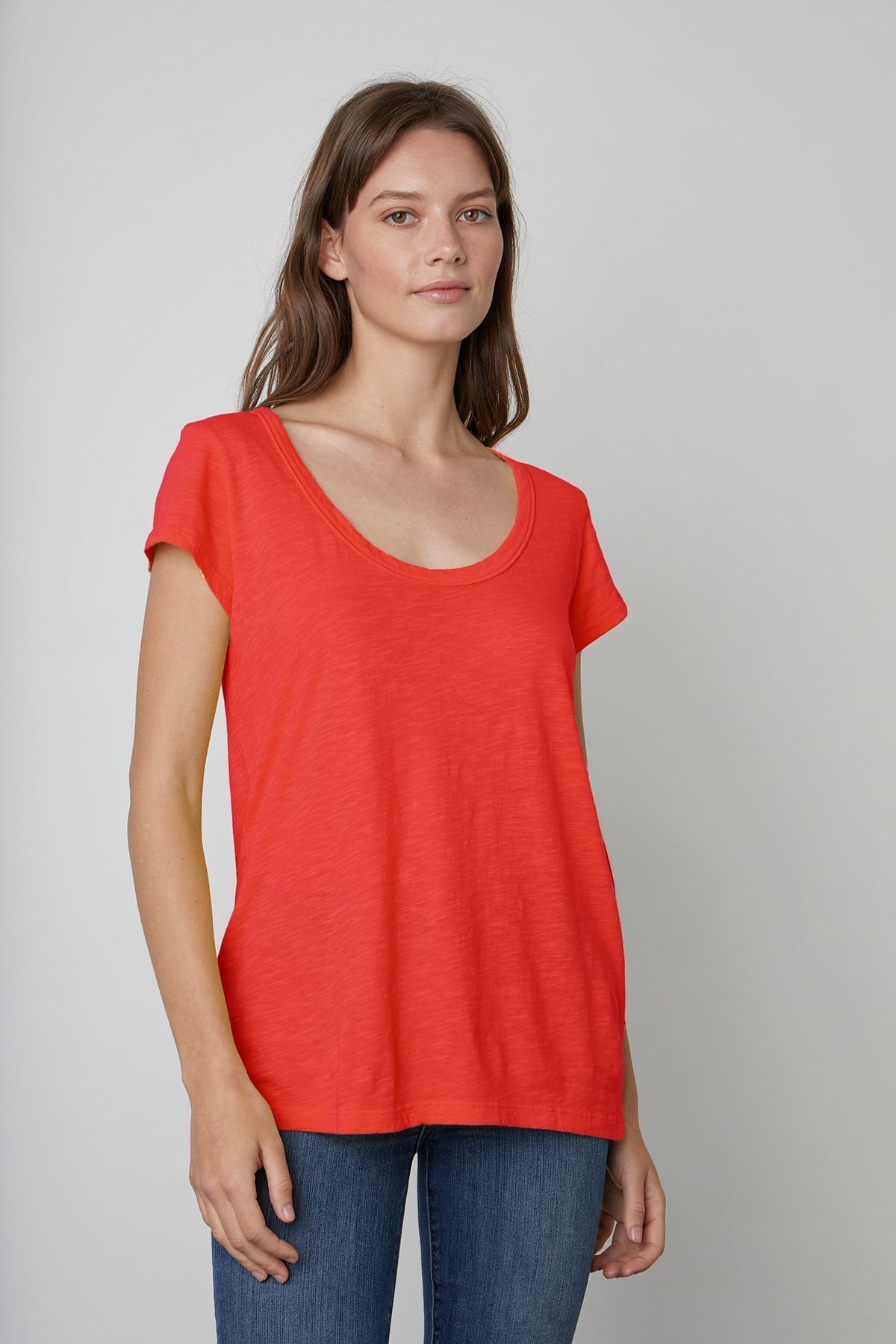   KIRA ORIGINAL SLUB SCOOP NECK TEE - Velvet Staging 2.0 