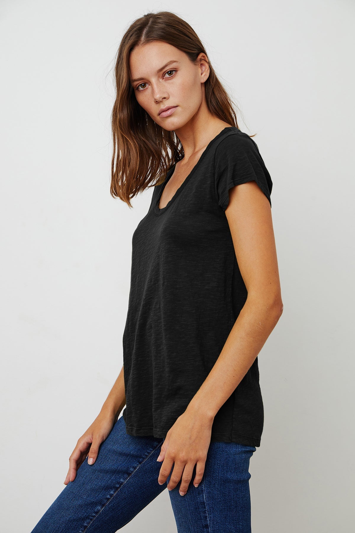   KIRA ORIGINAL SLUB SCOOP NECK TEE - Velvet Staging 2.0 