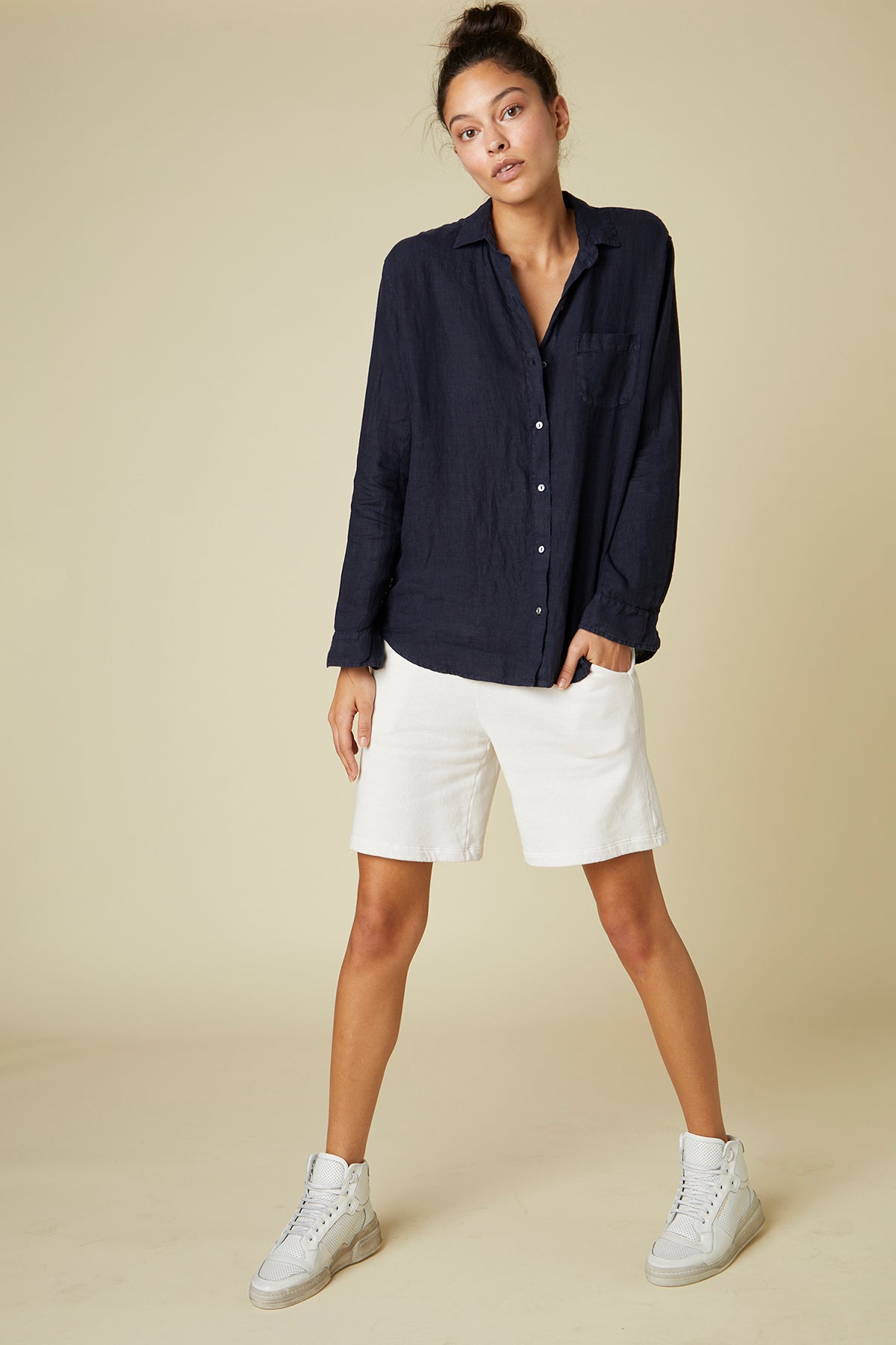LAGUNA SWEATSHORT - Velvet Staging 2.0-26916215881924