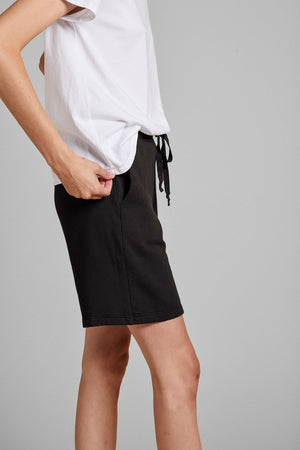 LAGUNA SWEATSHORT - Velvet Staging 2.0