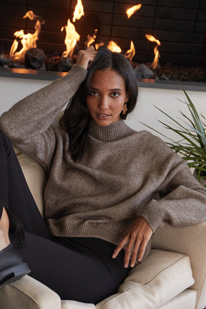 LAINE MOCK NECK SWEATER - Velvet Staging 2.0
