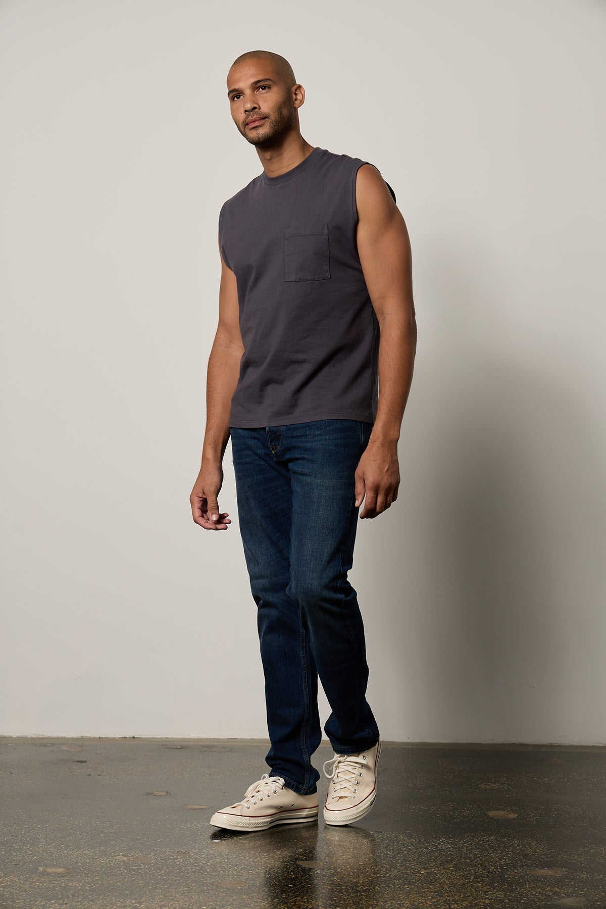   LAYNE CREW NECK MUSCLE TEE - Velvet Staging 2.0 