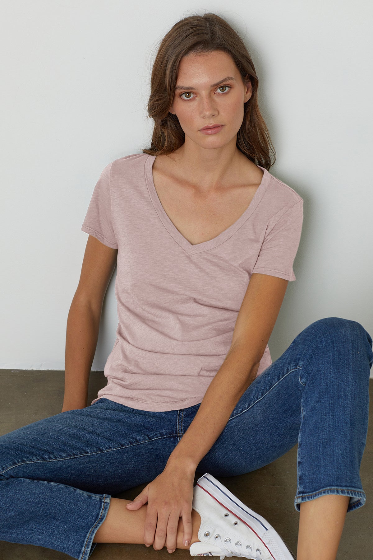   LILITH COTTON SLUB V-NECK TEE Velvet by Graham & Spencer 