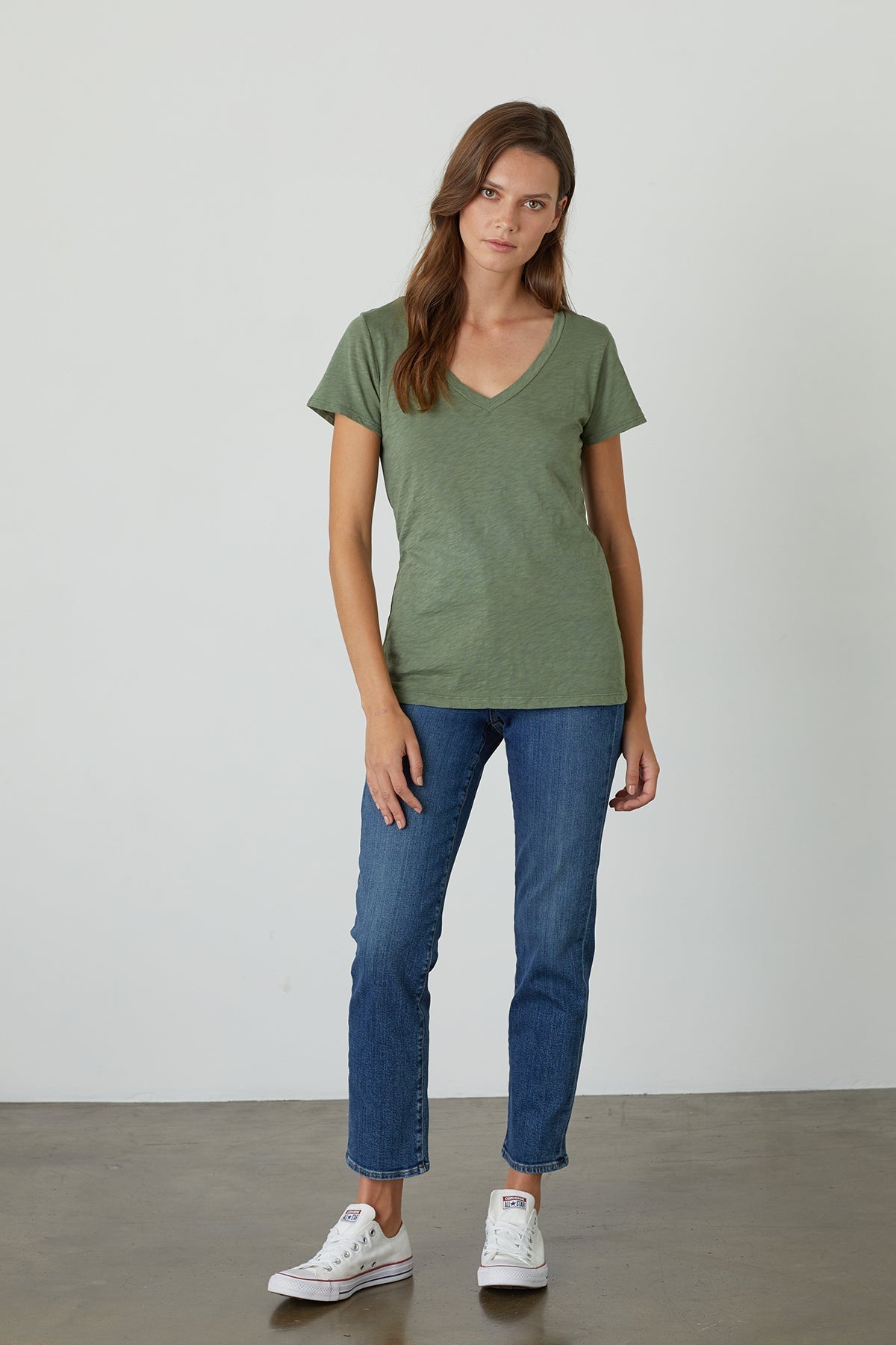   LILITH COTTON SLUB V-NECK TEE Velvet by Graham & Spencer 