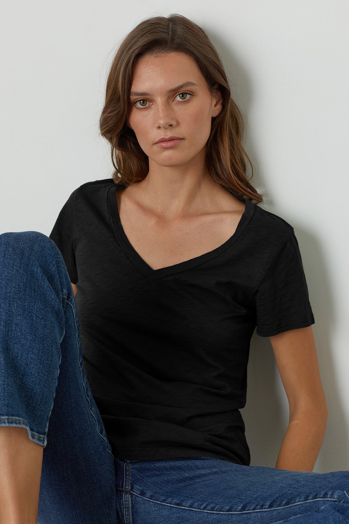   LILITH COTTON SLUB V-NECK TEE Velvet by Graham & Spencer 