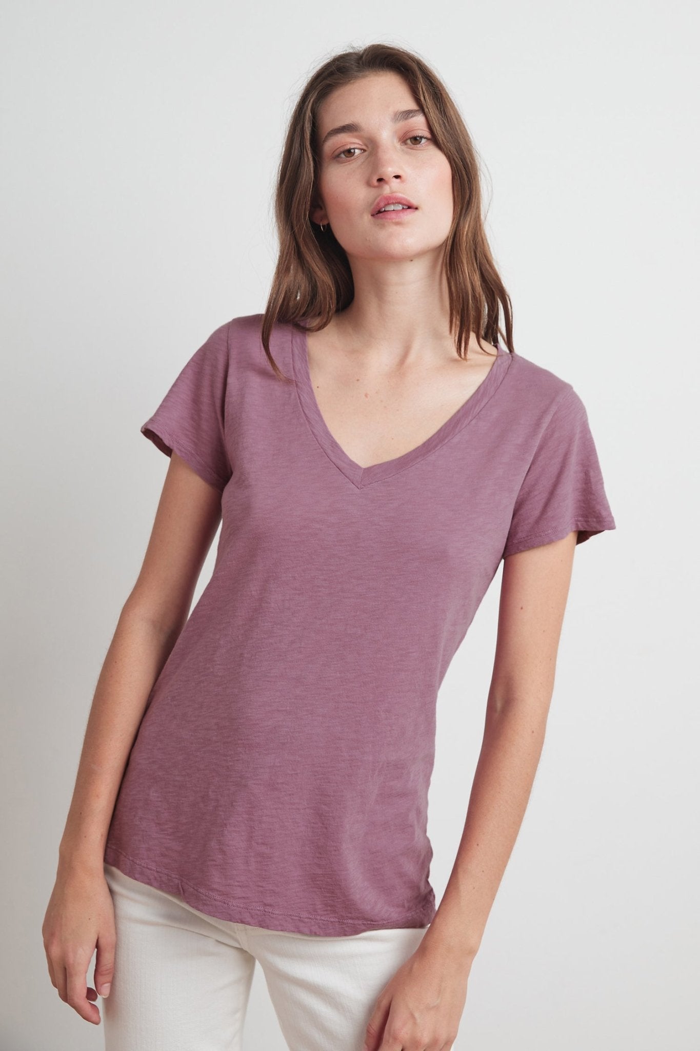 LILITH COTTON SLUB V-NECK TEE - Velvet Staging 2.0