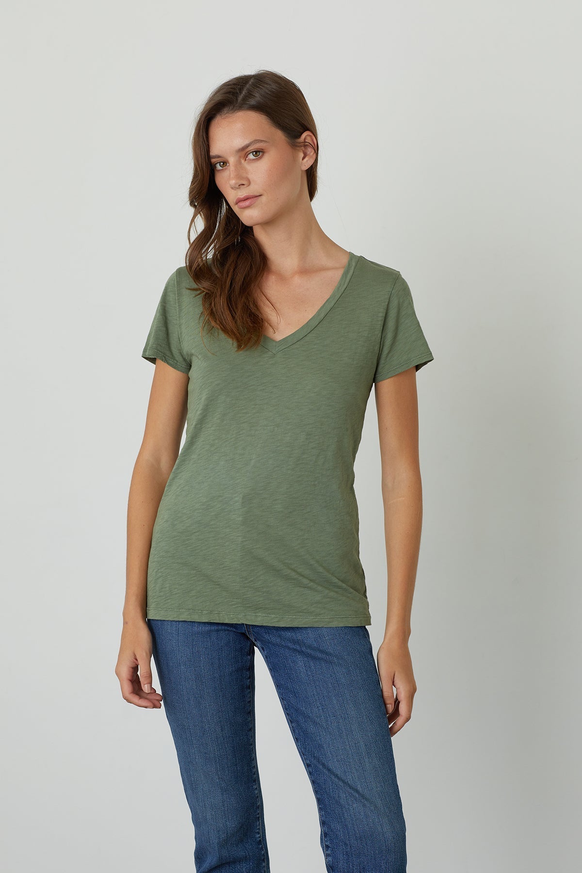   LILITH COTTON SLUB V-NECK TEE Velvet by Graham & Spencer 