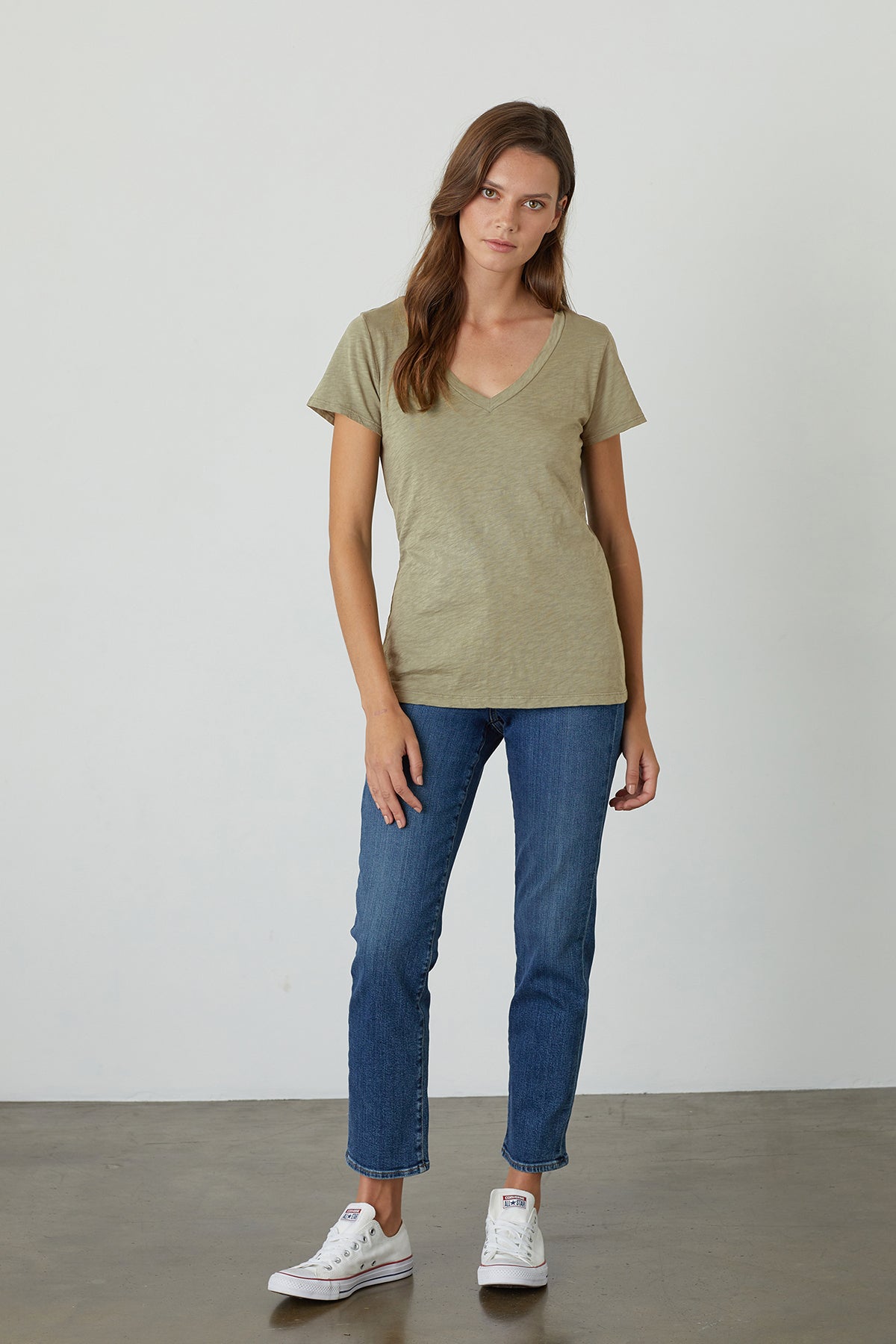   LILITH COTTON SLUB V-NECK TEE Velvet by Graham & Spencer 