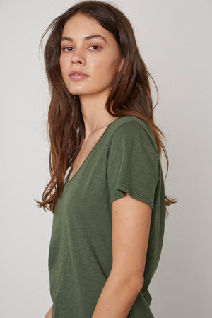 LILITH COTTON SLUB V-NECK TEE - Velvet Staging 2.0