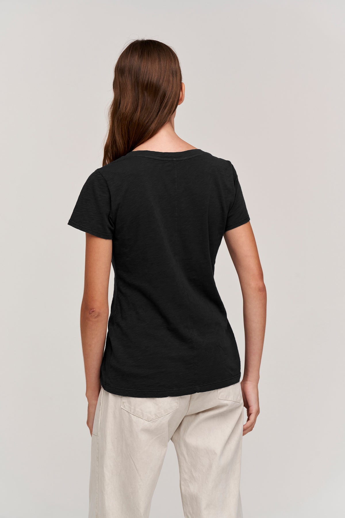   LILITH COTTON SLUB V-NECK TEE Velvet by Graham & Spencer 