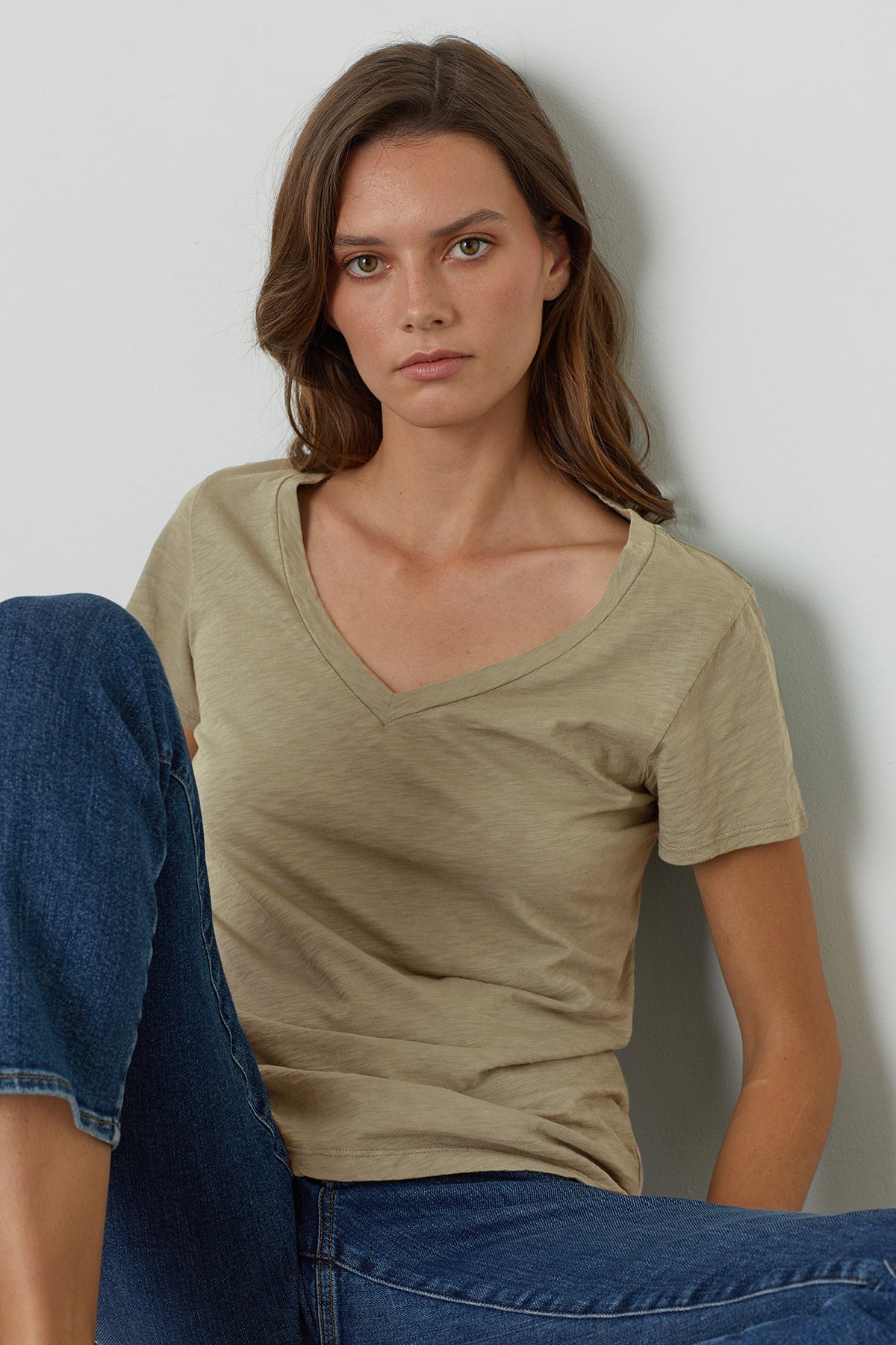   LILITH COTTON SLUB V-NECK TEE Velvet by Graham & Spencer 