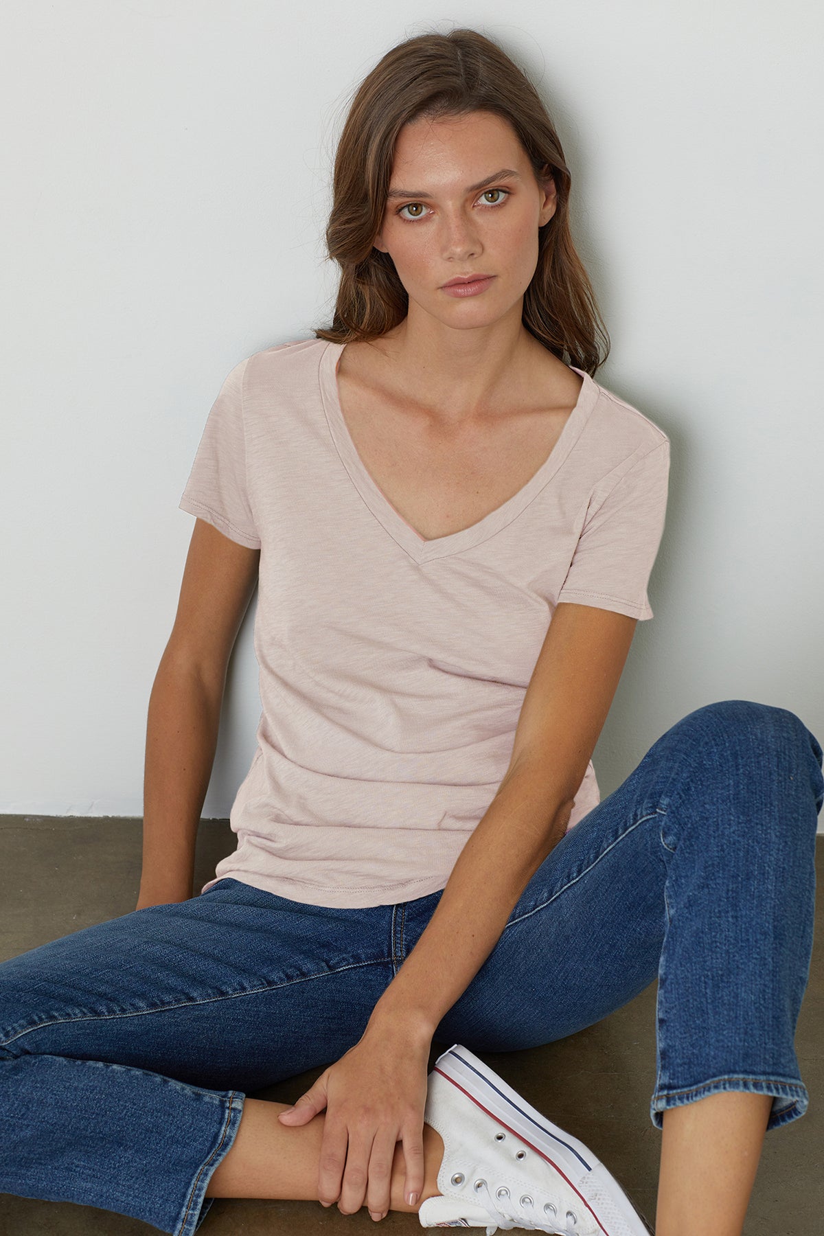 LILITH COTTON SLUB V-NECK TEE - Velvet Staging 2.0-26916224008388