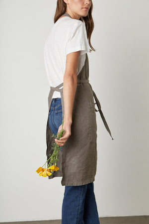 LINEN APRON - Velvet Staging 2.0