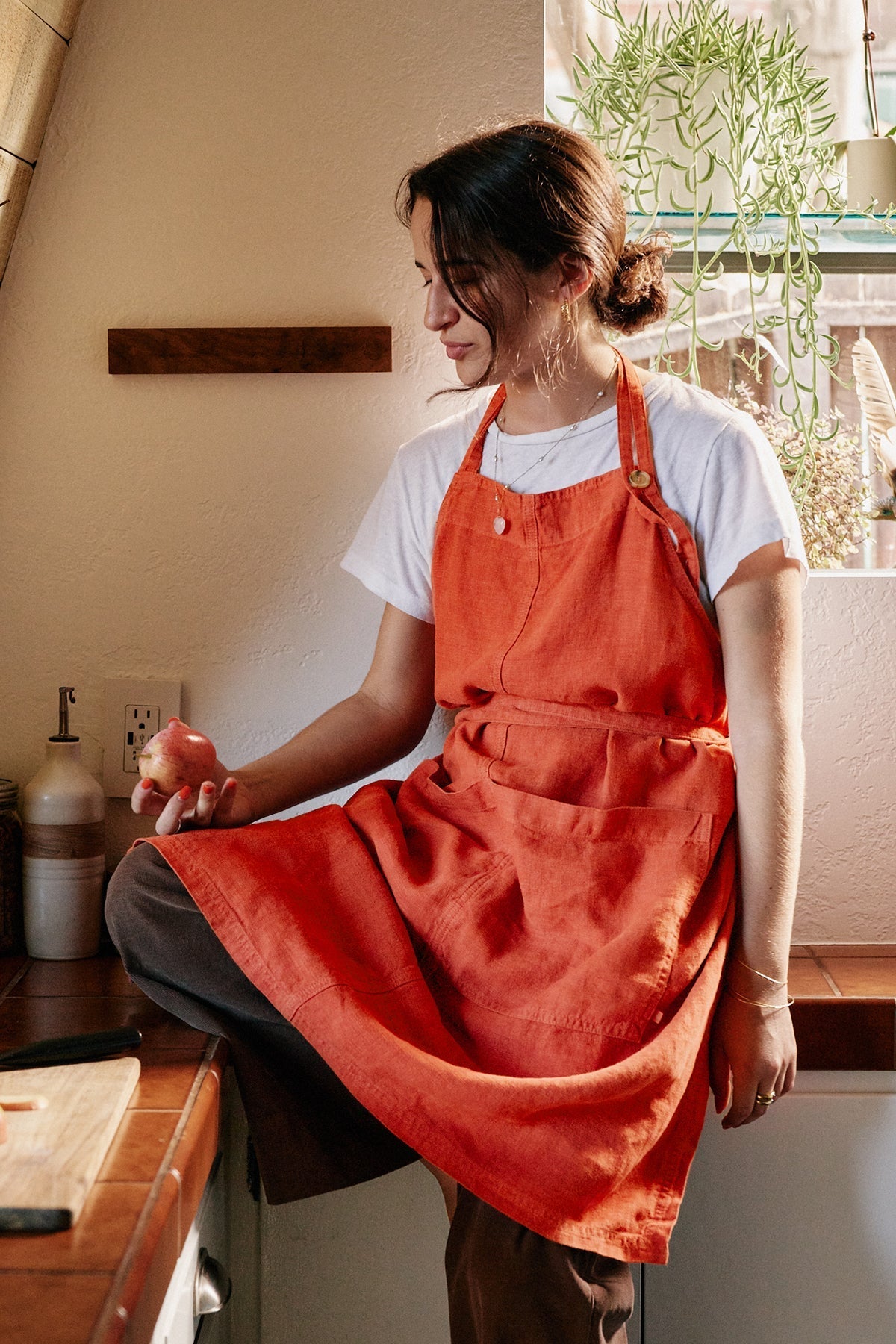 LINEN APRON - Velvet Staging 2.0-26916225974468