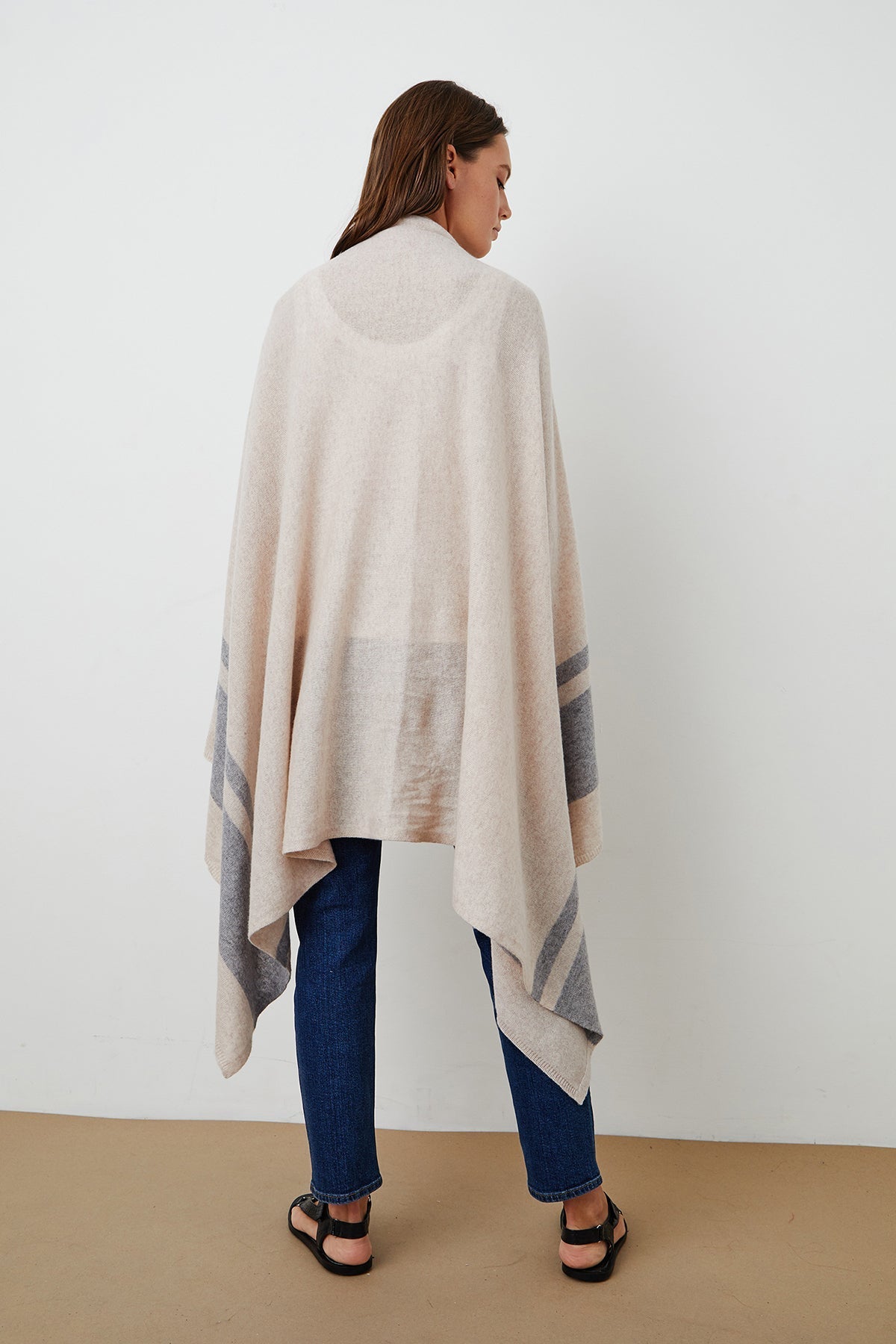 LIV CASHMERE THROW BLANKET - Velvet Staging 2.0