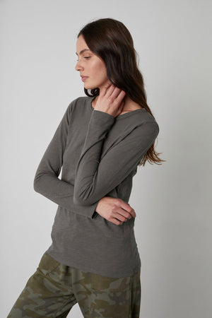 LIZZIE ORIGINAL SLUB LONG SLEEVE TEE - Velvet Staging 2.0