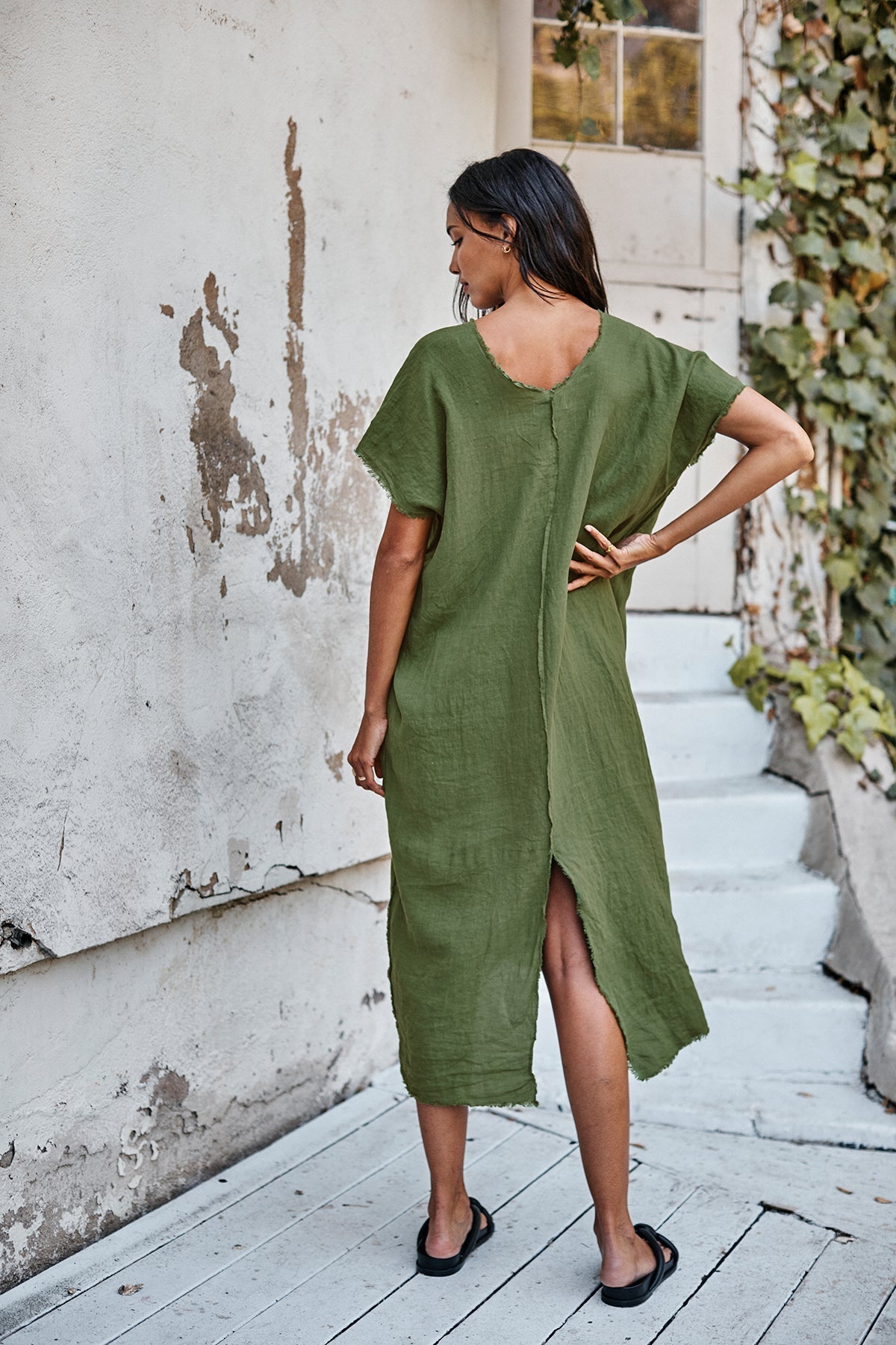 LONDON LINEN CAFTAN DRESS - Velvet Staging 2.0