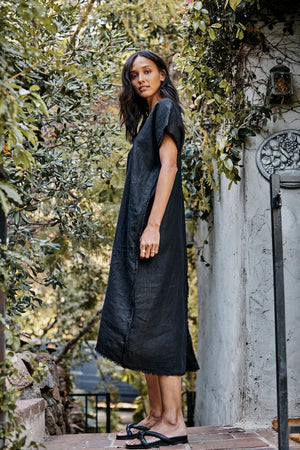 LONDON LINEN CAFTAN DRESS - Velvet Staging 2.0