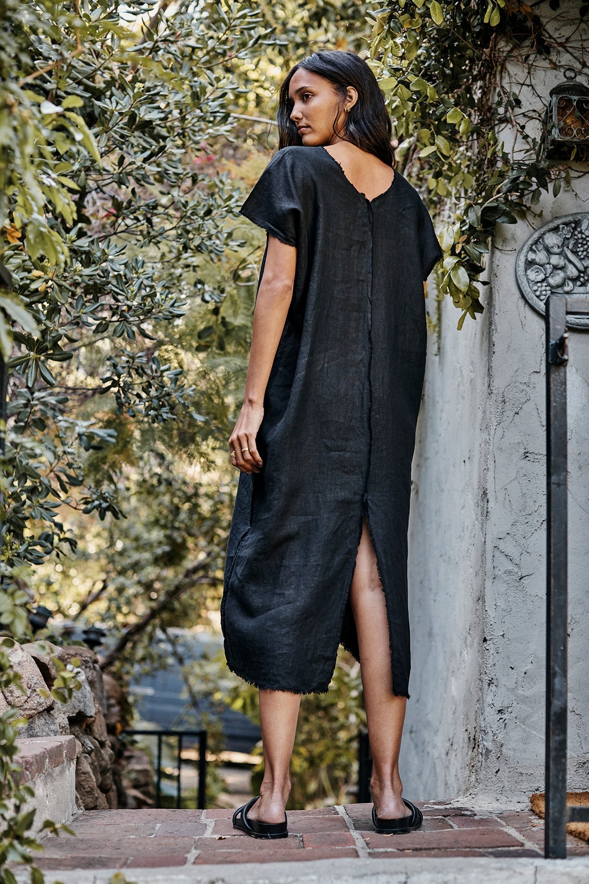 LONDON LINEN CAFTAN DRESS - Velvet Staging 2.0