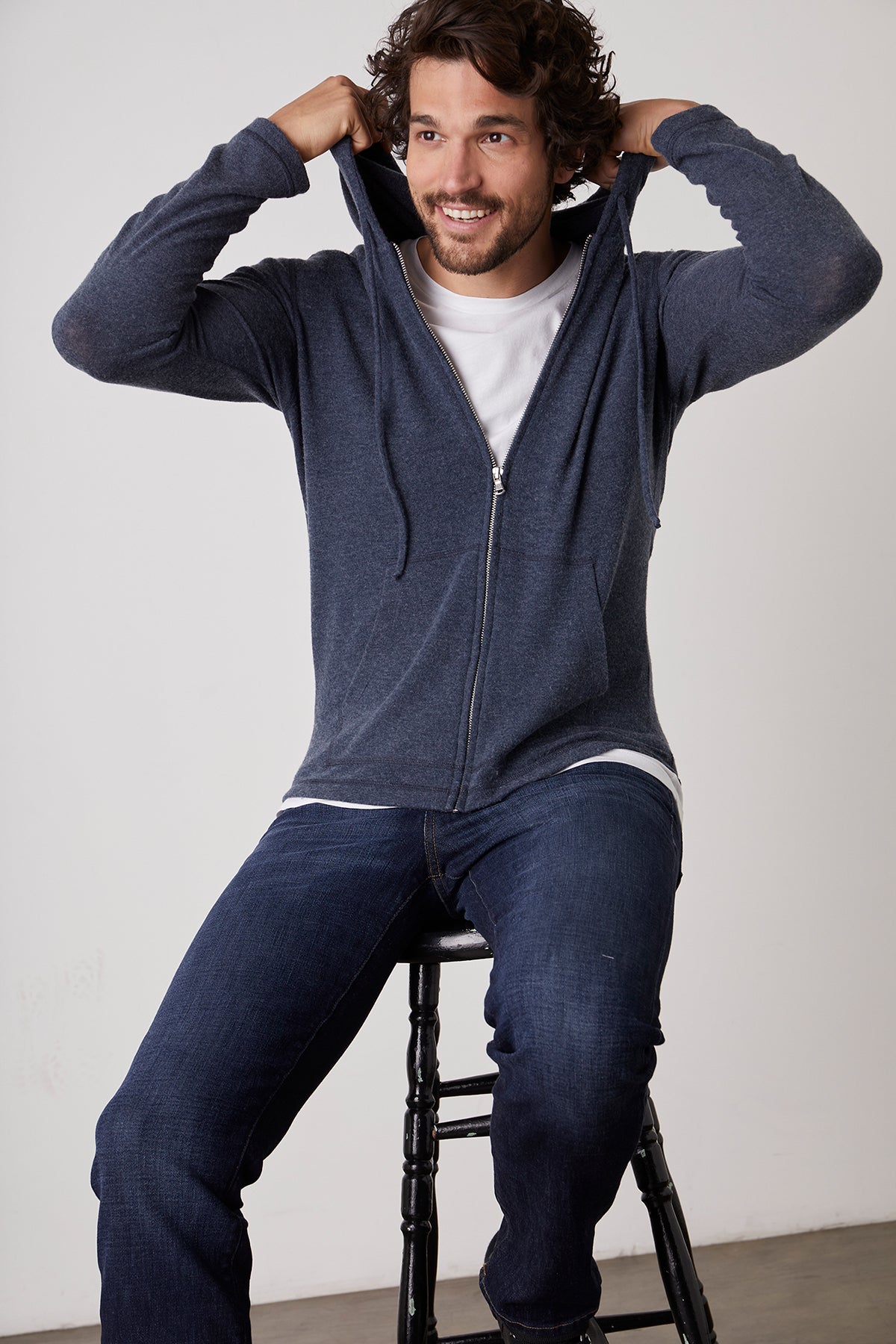 LOUDON ZIP HOODIE - Velvet Staging 2.0