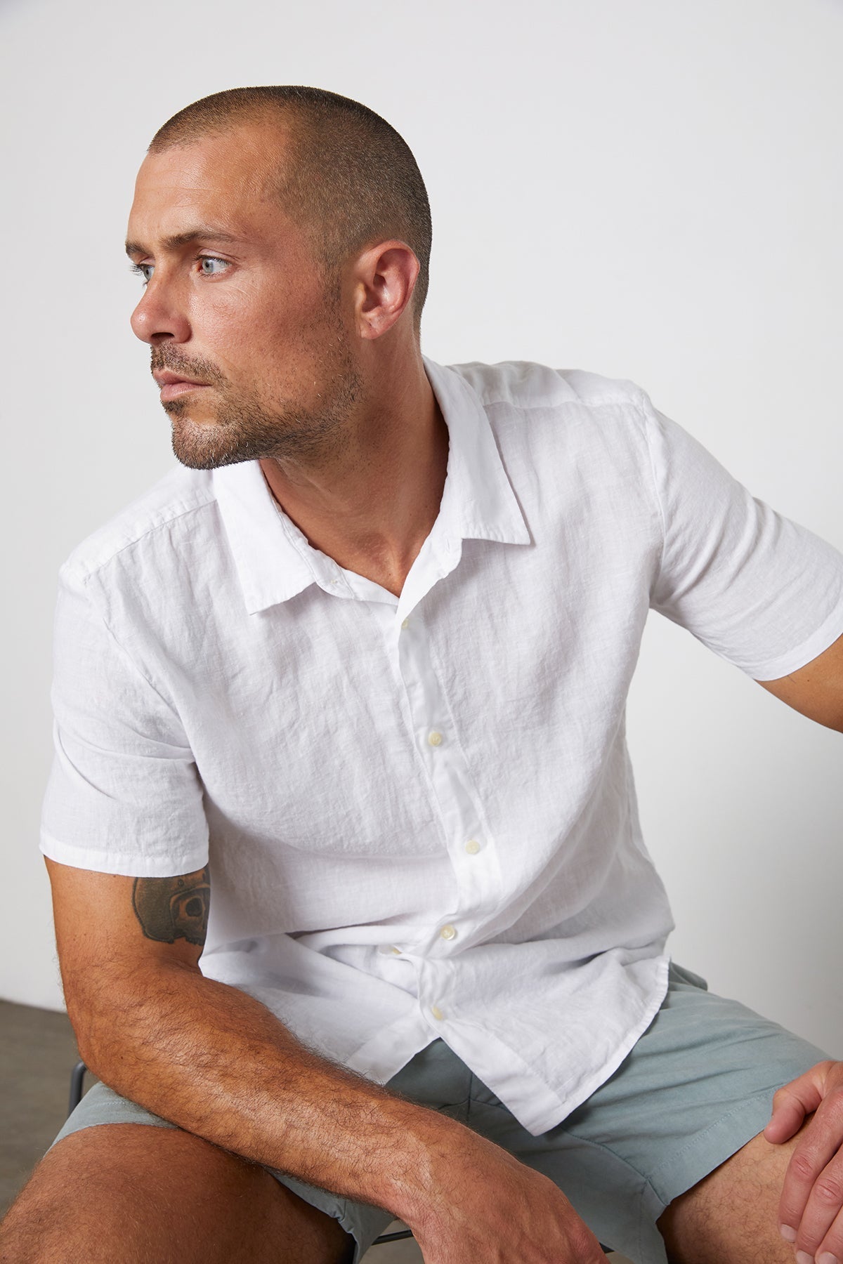 MACKIE LINEN BUTTON-UP SHIRT - Velvet Staging 2.0