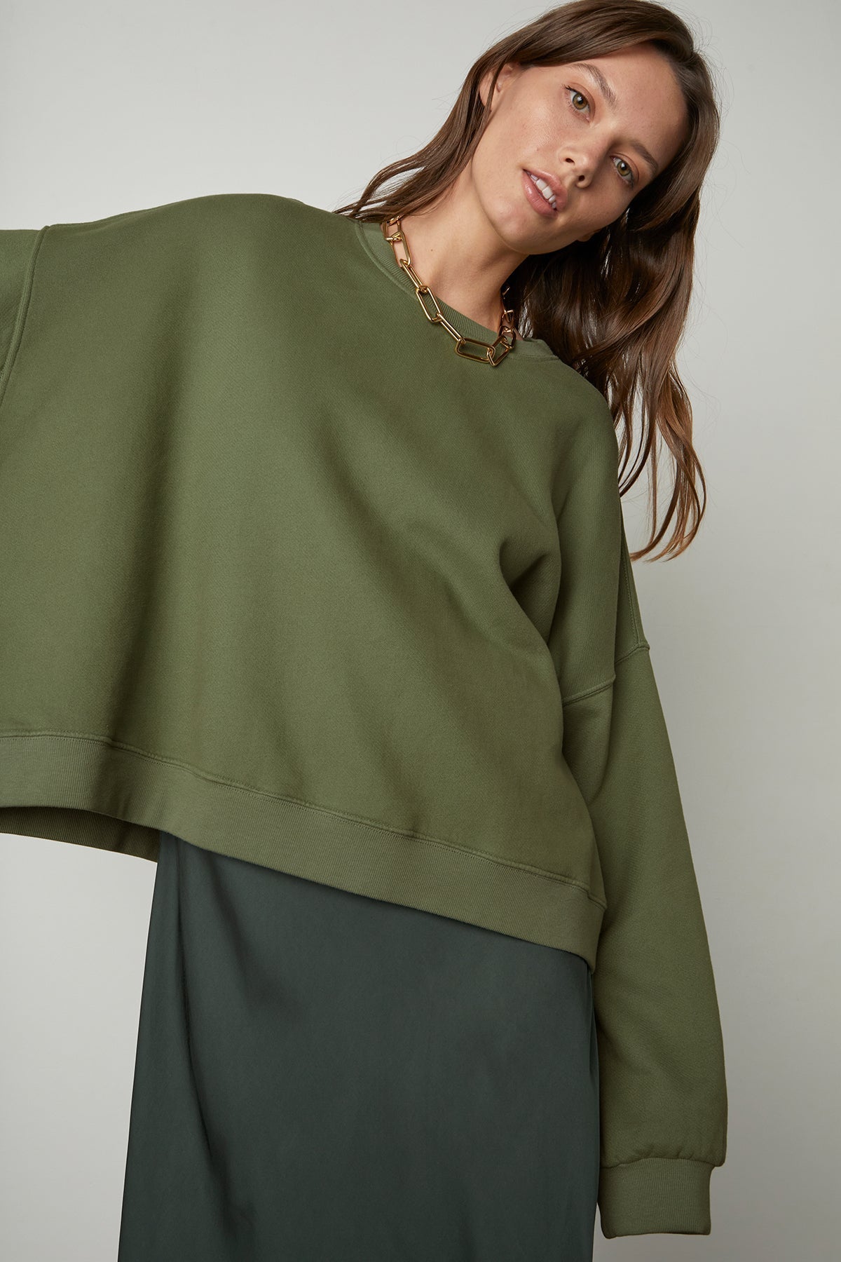 MARGOT OVERSIZED SWEATSHIRT - Velvet Staging 2.0
