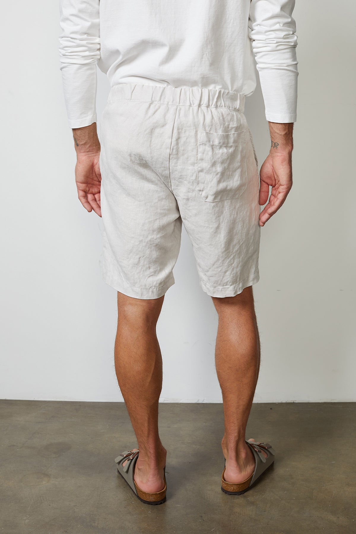 MAXWELL LINEN SHORT - Velvet Staging 2.0
