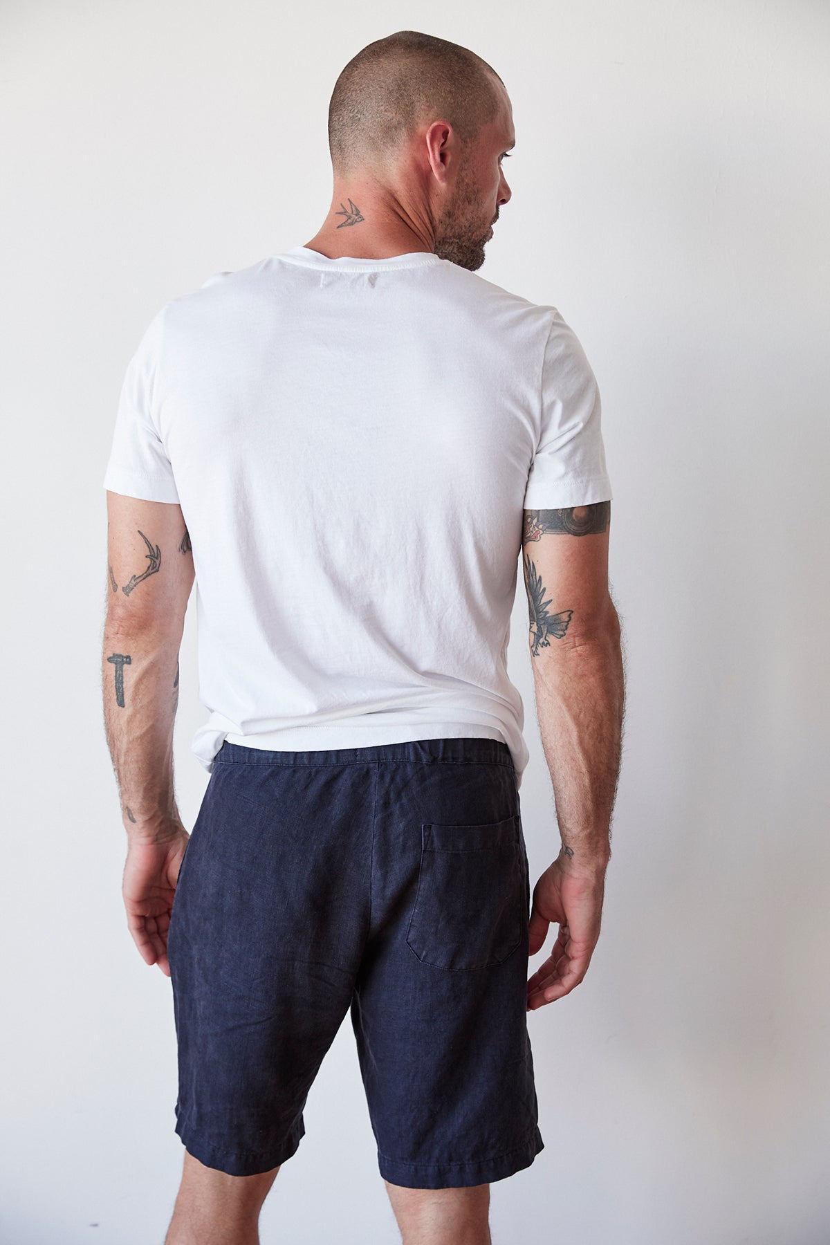 MAXWELL LINEN SHORT - Velvet Staging 2.0