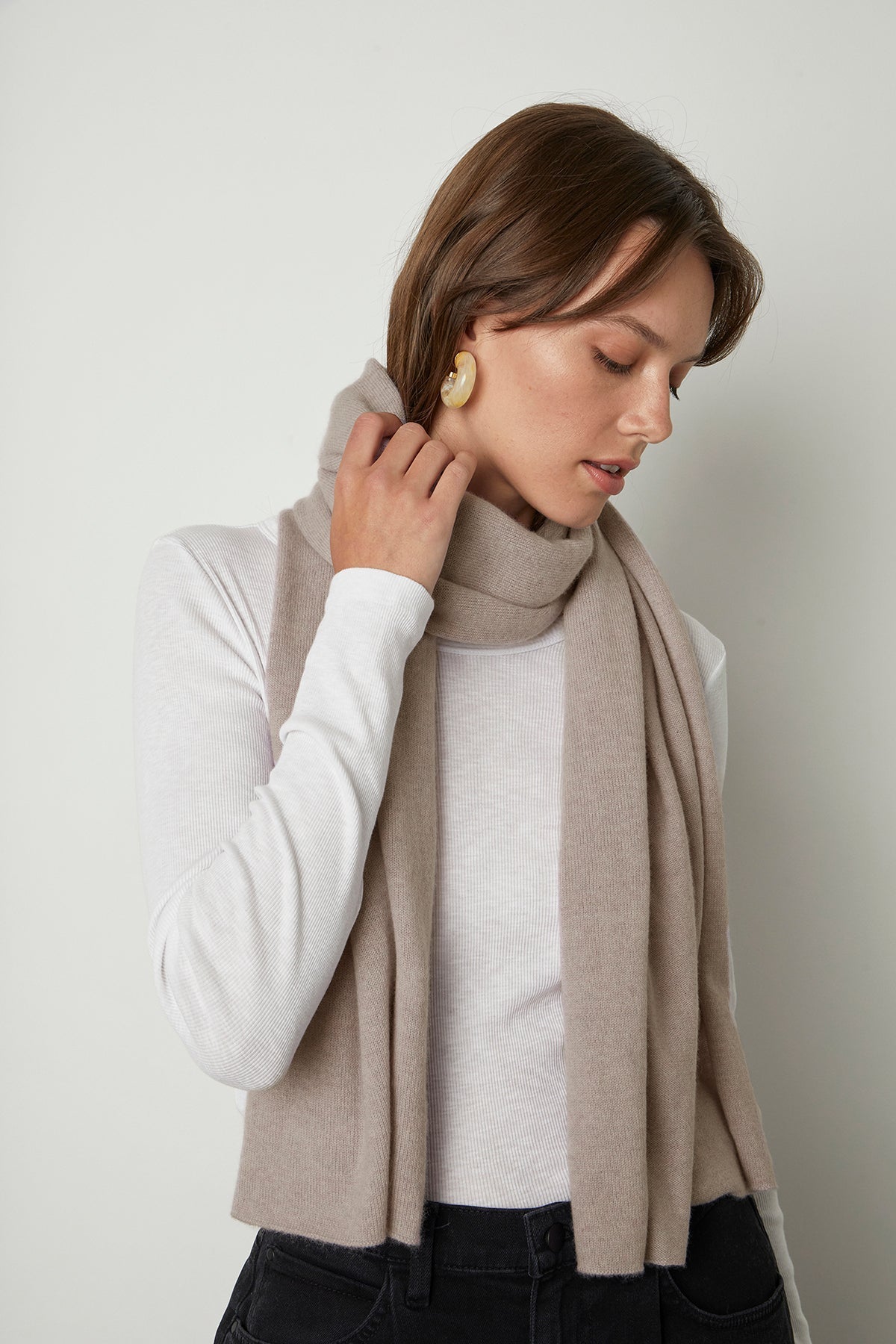 MEL CASHMERE SCARF - Velvet Staging 2.0