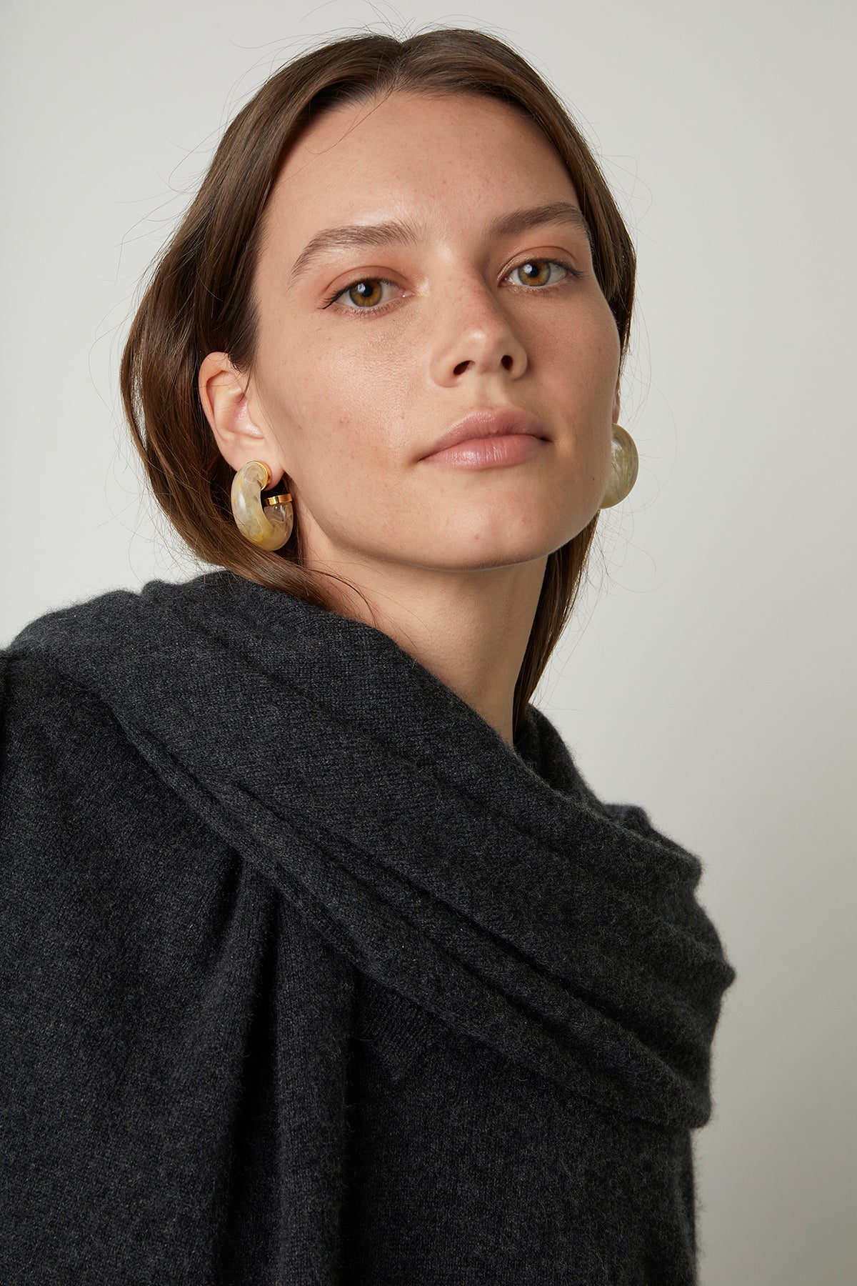 MEL CASHMERE SCARF - Velvet Staging 2.0