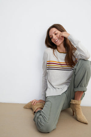 MELODY CREW NECK SWEATER - Velvet Staging 2.0