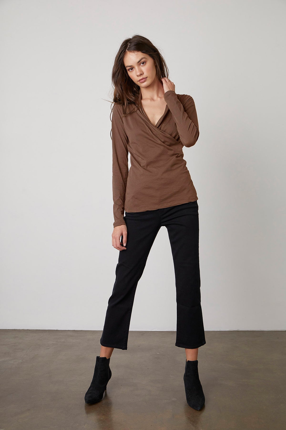 MERI WRAP FRONT FITTED TOP - Velvet Staging 2.0-26916255072452