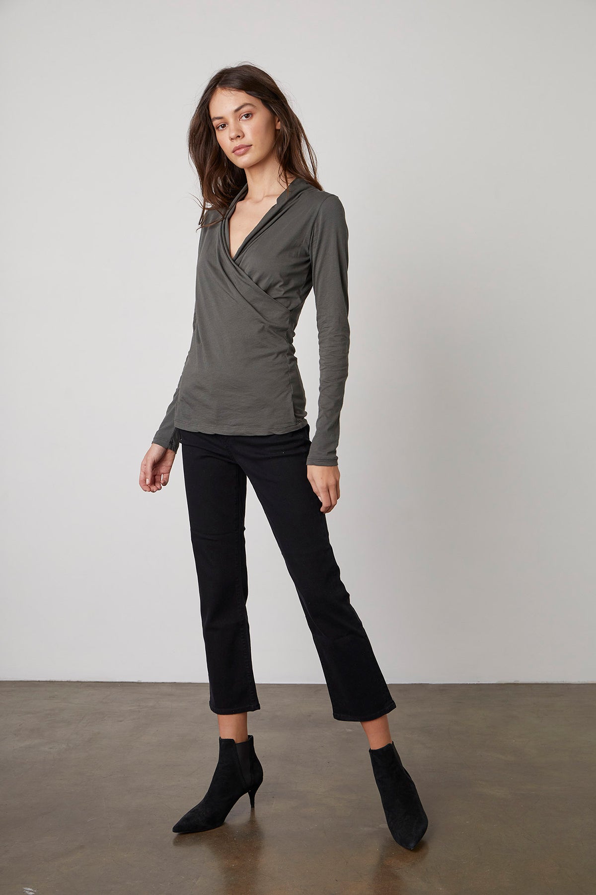MERI WRAP FRONT FITTED TOP - Velvet Staging 2.0-26916255236292