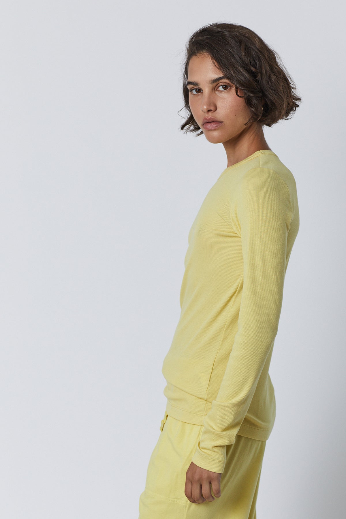   Camino Tee in soft lemon yellow with Pismo pant side 