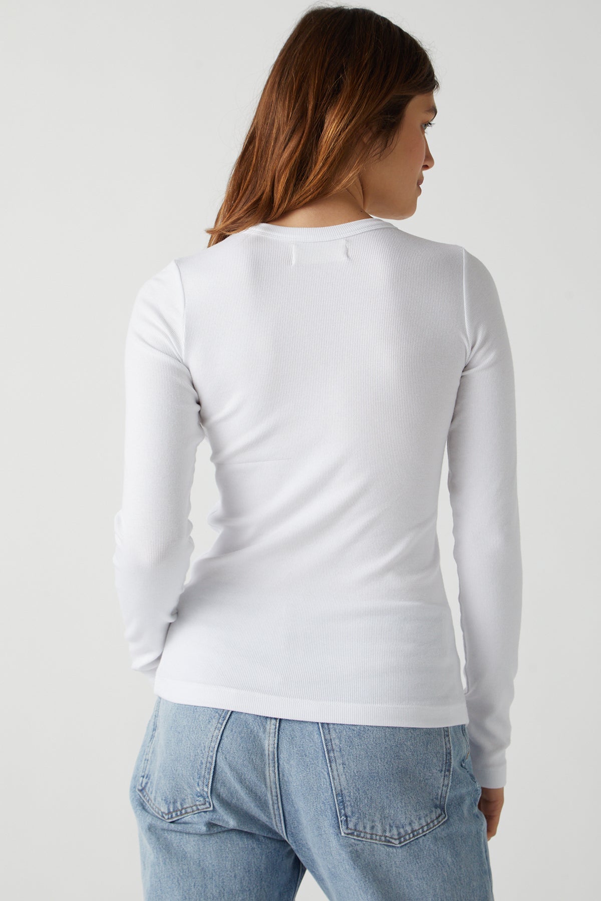 Camino Tee in white with blue denim back-27196406137028