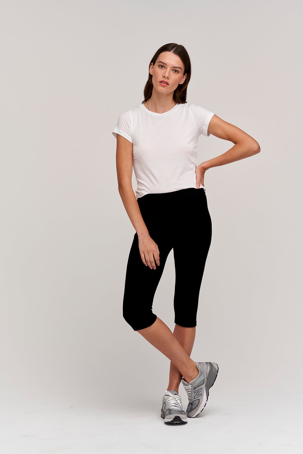 MYRA CROPPED LEGGINGS - Velvet Staging 2.0